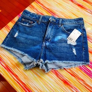 H&M denim shorts -NWT